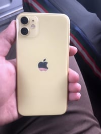 ايفون 11 عادي سعره 190 وبي مجال  تليفون نضيف لون مميز مكفول كامرات تصا...