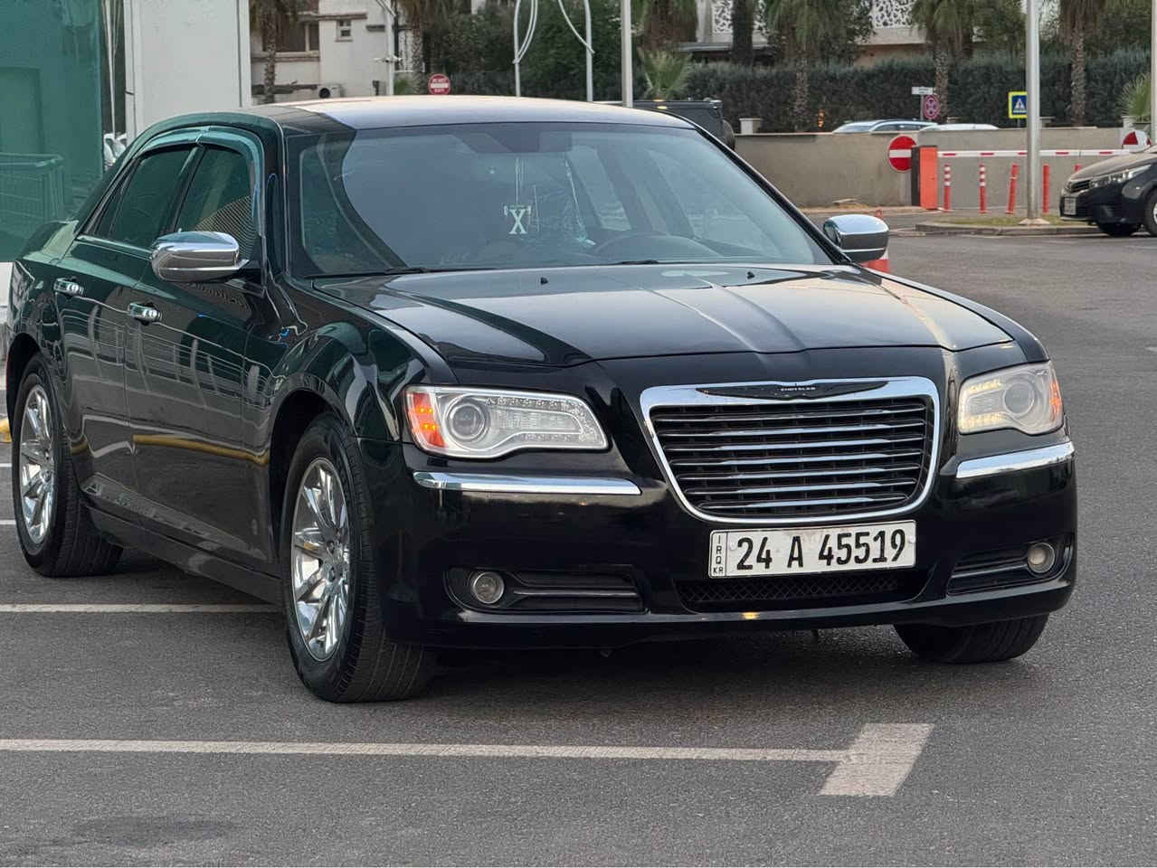 كرايسلر اوباما موديل ٢٠١٢ 
فول مواصفات ماعدة فتحة 
كير طيارة 
شاشە کبیر
داخل اصفر جديد 
كير محرك تاخم تيارات كل جديد 
مابي روبع مسروف دعامي ال دعامي شرت
لون اسود  
رقم دهوك الماني 
سنوية ٢٠٢٥ ساقت 
٨ ورقة غرامة نزل سعر  
شبر بونيد صبغ و شبر باب خلفي 
صورة سونار فحس كامل موجود
بدون دواخل بدون ايرباك 
٦ سلندر. محرك بيلادي 
سيارة ماشاء الله حلوة 

مكان اربيل 
رقم موبايل :*********** 
عندي فايبر واتساب 
سعر :١٤٧ شوية مجال 

کرایسلەر ئۆباما 
مۆدیل ٢٠١٢ 
فول بئ سلایت 
گێر تەیارە 
داخل زەرد شاشە گەورە 
بەسمە دەرگا بەسمە 
شاشە srt 
لەدەحامی لۆ دەحامی بەشەرت یەک هەزار مەسروفی تیدانیە 
بۆنیدی یەک بستی بۆیاخە 
دەرگای پشت سایەقیش بەهەمان شیوە یەک بستی بۆیاخە 
بەبێ لیدران بەبئ ئیرباگ
فەحسی کامل بەسۆنەر تێی دایە 
شەش پستنە 
٨ وەرەقە غرامەیی لەسەرە دوای محامەلە دەگەرینمەوە 
سەنەوی ٢٠٢٥ تەواو بوە
لەهەولێرە سەیارەکە 
ژمارە مۆبایل :*********** 
ڤایبەرو واتساپی لەسەرە 
نرخی :١٤٧ مەجالیکی کەم تکایە موشتەری نی سەرم مەیەشینە 
نیە لەهەمووبازار بەو سعرە لەو مواسفاتە بەو شیوەیە پاک بی أربيل, العراق
