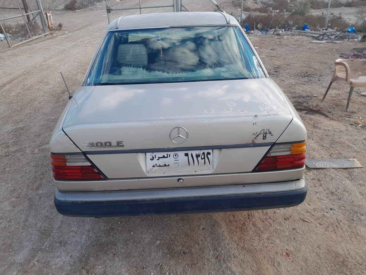 السلام عليكم سياره مارسدس للبيع رقم بغداد بأسمي مداور ثاني يوم مكينه كفاله كير بيه صفنه بس بالبك لمن تحمه عادي بعد تمشي
كهربائياتها شغاله تبريد شغال تخم تاير حداديه قواعد الدبلات بلاد  السعر 38وبيها مجال للاستفسار الاتصال على الرقم ***********او المراسله ع الواتساب
