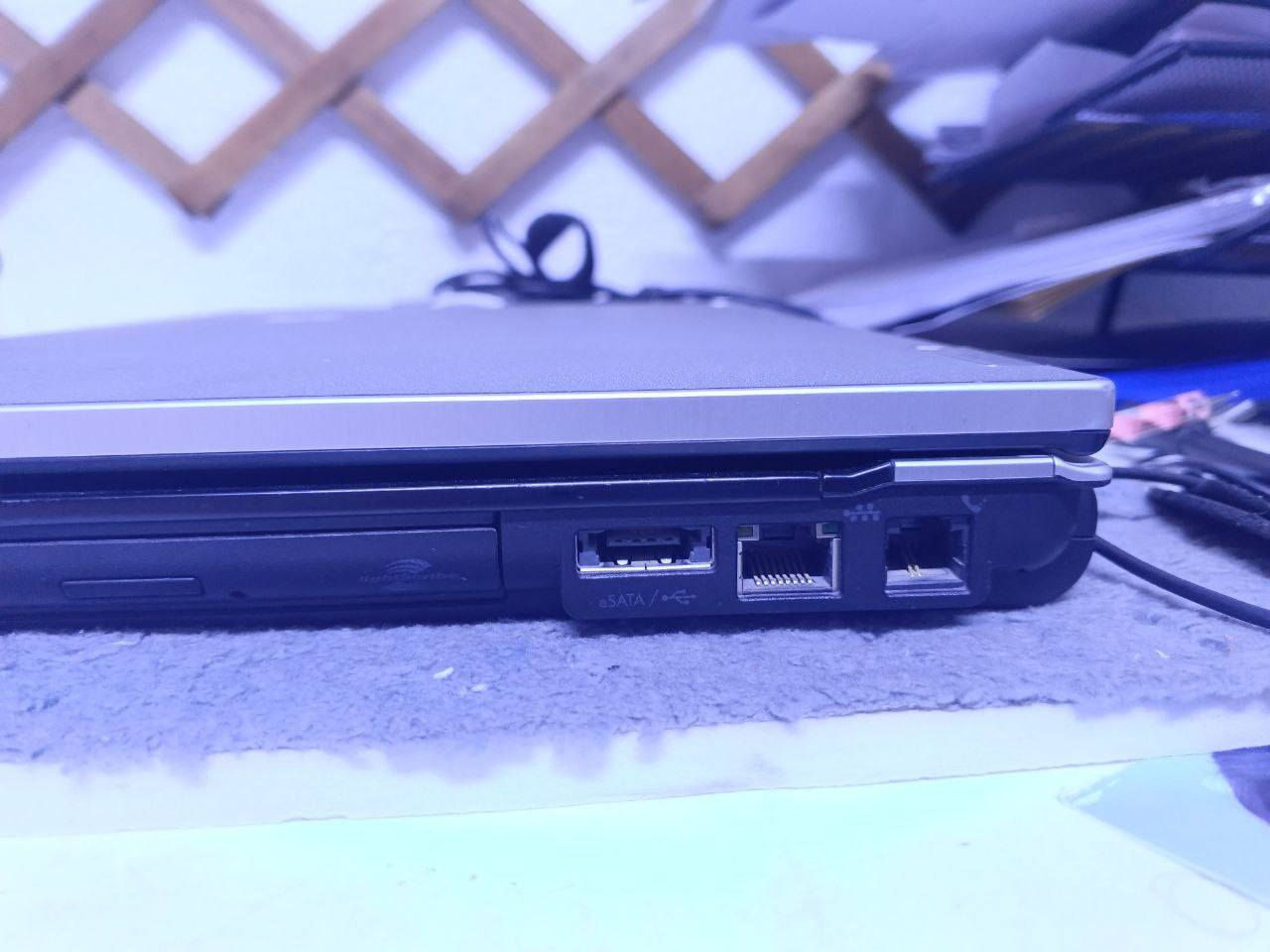 سلام عليكم
لابتوب hp 
يرهم دراسة وتصفح ويا جميع برامج مايكروسوف
الموديل: HP EliteBook 8440p
اسم الجهاز: DESKTOP-7LTQ144
 المعالج (CPU) Intel Core i5 M 560
 الرام (RAM) 4.00 GB DDR3 قابل للتطوير
 كرت الشاشة NVIDIA NVS 3100M
الذاكرة: 459 MB
التخزين 298 GB قابل للتطوير
🪟 نظام التشغيل
Windows 10 Pro
الإصدار: 22H2
نظيف ويا ماوس وكيبورد 
وكيبل في جي اي وكيبل مال نت 
السعر 170الف وبي مجال للشراي وياهدية 
للتواصل ***********
