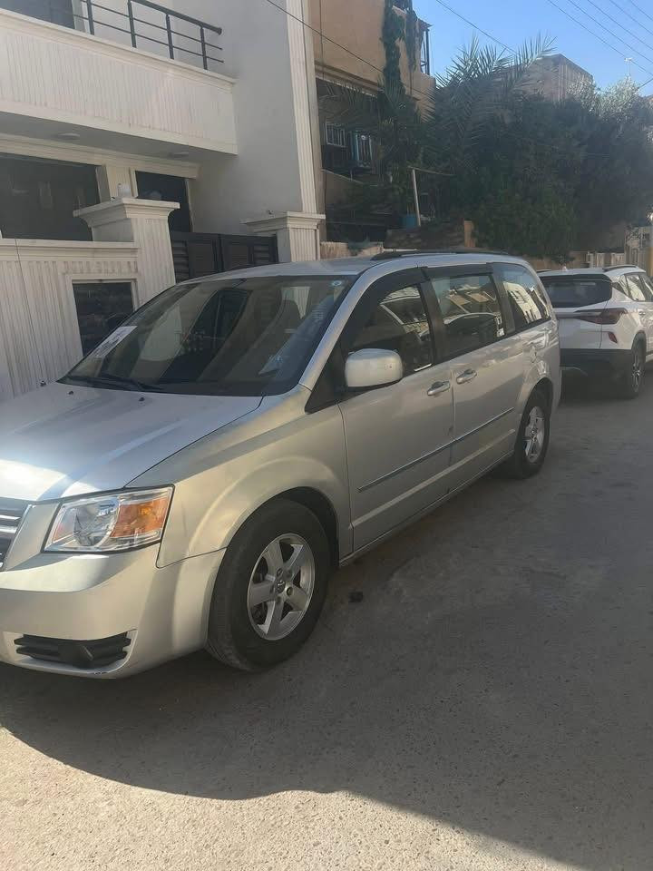 دوج كرفان مديل 10 رقم بغداد مشروع وطني سعر 120  وبيهة مجال بسيط  بيبان كهربائي عدة جنطة مكيانيك تحكم ستيرن صدر جديد كير جديد مال كصة شاصي سليم ارباك بردة جهت سايق بيهة حادثهة جاملغ امامي ايسر وراجع بارد بدون فتح   وسونر مرافق بصورة ***********
