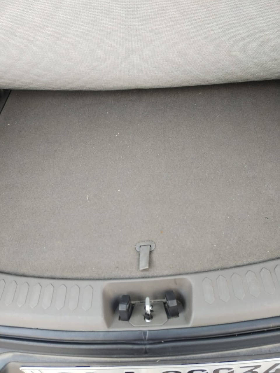 كيا سبورتج موديل ٢٠١٢ خليجيه السياره مكفوله من الظربه والصبغ ماشيه ١٠٠ فقط السياره اخت الزيرو كير محرك دوش مكفولات تدفئه تبريد ثلج غاز الشركه  حداديه ممتازه ١٠٠/١٠٠
غرفته عل شركه تخم تاير ياباني السعر 145ورقه مكاني بغداد ***********
***********
مكلف بالنشر
