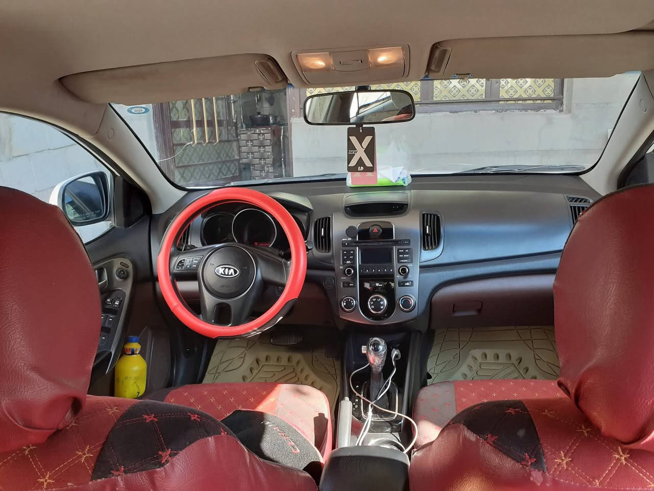 السلام عليكم سيراتو خليجي موديل ٢٠١١
سياره حلو نضيفه 
مكينه/كير/صدر/تبريد ثلج/كله شرط رقم سليمانيه 
مكينه ١٦٠٠ 
مكان سياره واسط ***********سعر١٠٥ وبيه مجال للطيبين
