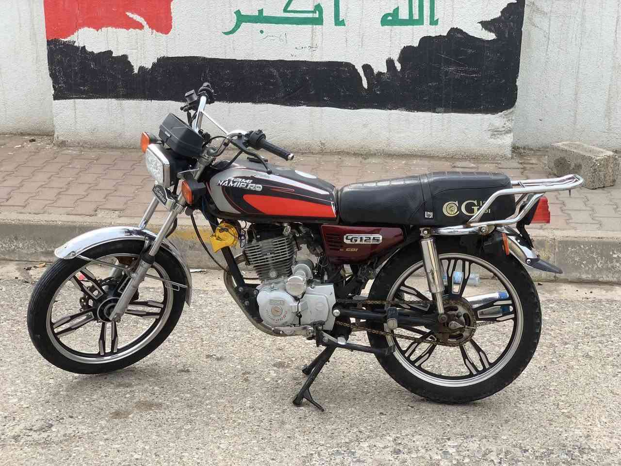 سلام عليكم ماطور خمسة كير محرك شرط لأصرف ولابخار ولا صوت كهربائيات كلها شغال سلف شغال اي عيب مابي باتري جديد دراجة كدام عين سعر350بي مجال رقم ***********
