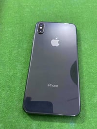 اكس ماكس   مبدل بطاريه او تقره 100  ذاكره 256  مكان بغداد   0776588067...