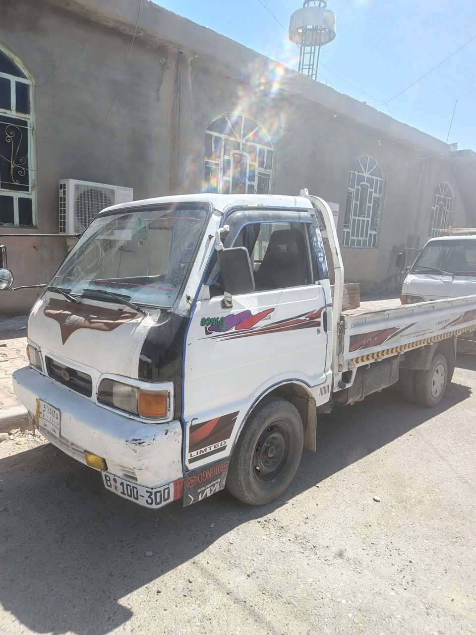 سلام عليكم بنكو 95 سياره جاهزه بيها نواقص بسيطه
مكاني بغداد مجمع بسمايه
ب42 وبيها مجال حك الجيه 
***********
