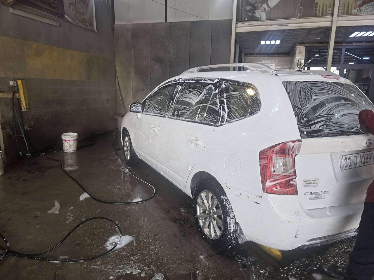 سيارة كارنز ٧ راكب
محرك ٢٠٠٠ دوش المرغوب كير اي تي 
سيارة خير من الله تبريد نظيفة دواخلها 
صبغ جاملغات ٢ موجود سونار 
مكاني بغداد الكرخ
السعر واتساب او  خاص 
سيارة استعمال شخصي 
***********
