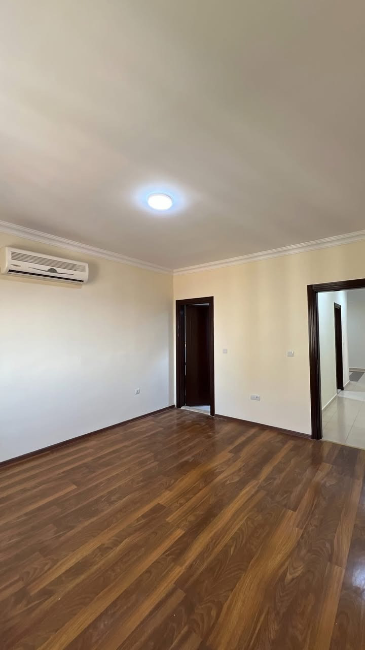 شقة مع للبيع في افروستي
نوع الشقة B29
طابق 9
مساحة 186
ارقام الهواتف
***********
‏Whatsappe/Vibe
