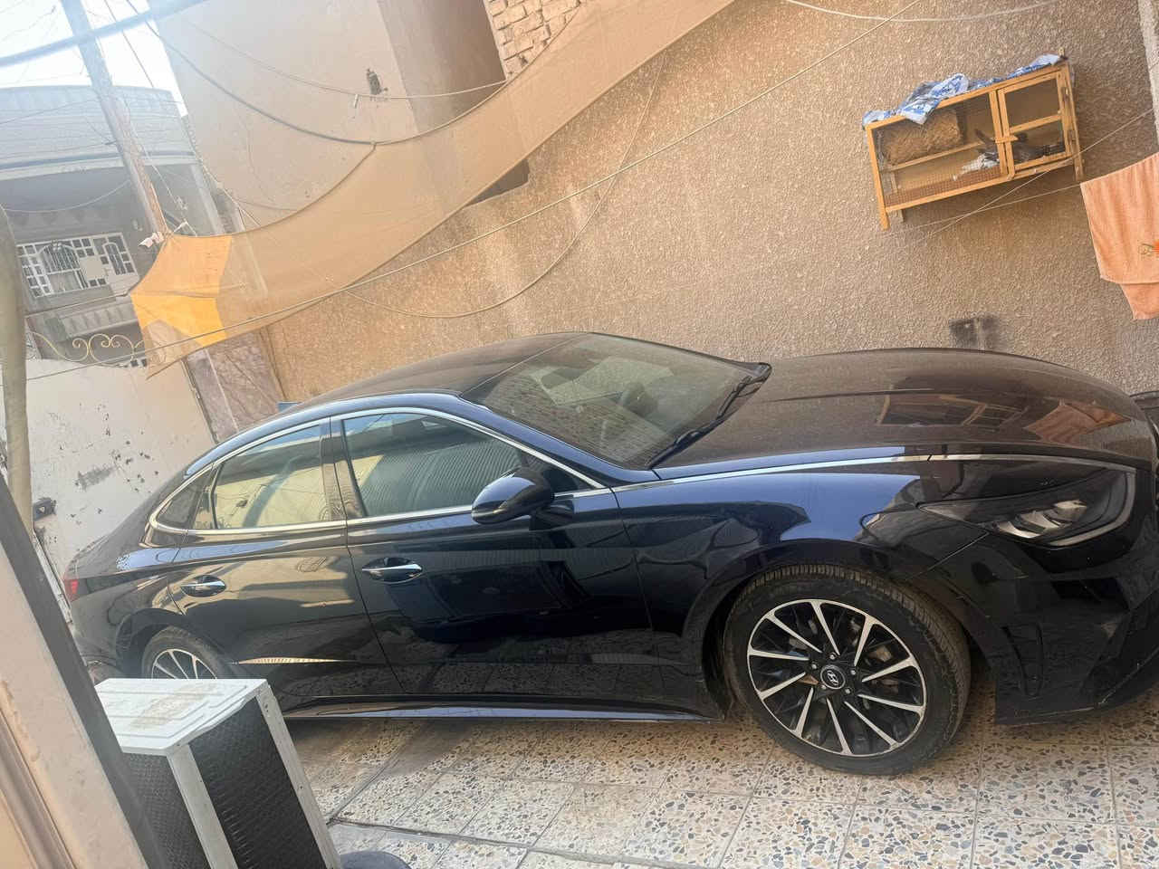 السلام عليكم عندي سوناتا وارد امريكي حادثه بنيد وكرن الجاملغ موديل 2020 فول عدى الفتحه محرك 1600 تيربو رقم اربيل باسمي مو باسم شركة تحويل ثاني يوم  السعر 165 وبيها مجال بسيط ماشيه بحدود 112 الف كيلو مامنزل حقيقي الاتصال ***********

المواصفات
1-بصمة 
2-((خاصية برمجة الموبايل على سياره لفتح وتشغيل سياره من دون البصمة من خلال الموبايل ))
3-رادار امامي ((بريك اوتو))
4-رادار جوانب ((تنبية من الاستداره))
5-رادار خلفي ((بريك اوتو))
6-تحديد مسار 
7-كامرة خلفية
8-لايت امامي LED
9-بك لايت LED
10-كشنات جلد +كنتارا + مطرز احمر 
11-كشنات تدفئة 
12-كشنات كهرباء 
13-سايد بريك بصمة 
14-اوتو هولد 
15-مود درايف ( سمارت -سبورت-نورمل-كوستم)
16-صندوك ذكي يفتح عند الاقتراب
17-شفتات ستيرن 
18-شحن لاسكلي 
19-شاشة كار بلي 
20- دشبول شاشه ديجيتال الكتروني 
21-تبريد قطعتين
22-تبريد خلفي 
23 -تشغيل عن بعد 
24-اشاير بالمري 
وهوايه بيها مواصفات بعد بغداد, العراق
