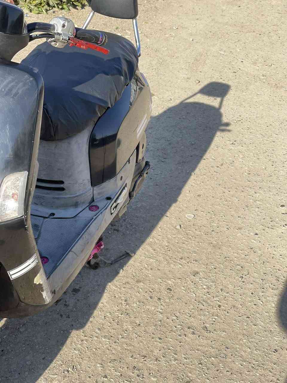 السلام عليكم دراجه بوليس مكفوله كفاله عامه مكينه الشعر 800 وبيها مجال للتواصل ***********
