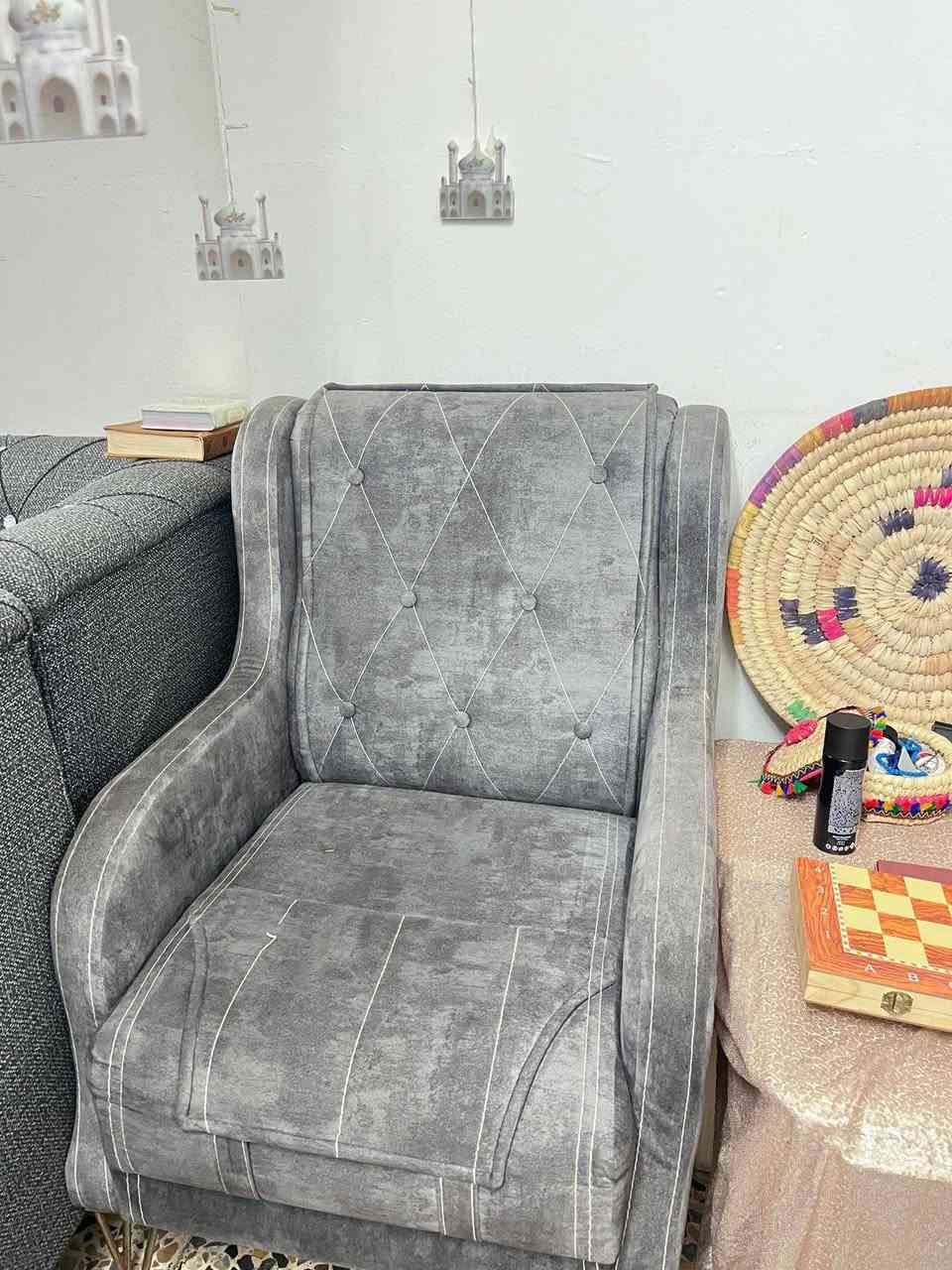 سلام عليكم تخم ٨مقاعد/ديوان١٠مقاعد/كاونتر مع طباخ بلازمه /غسأله شي على شي ٦٥٠الف ***********مكان بغداد بلديات
