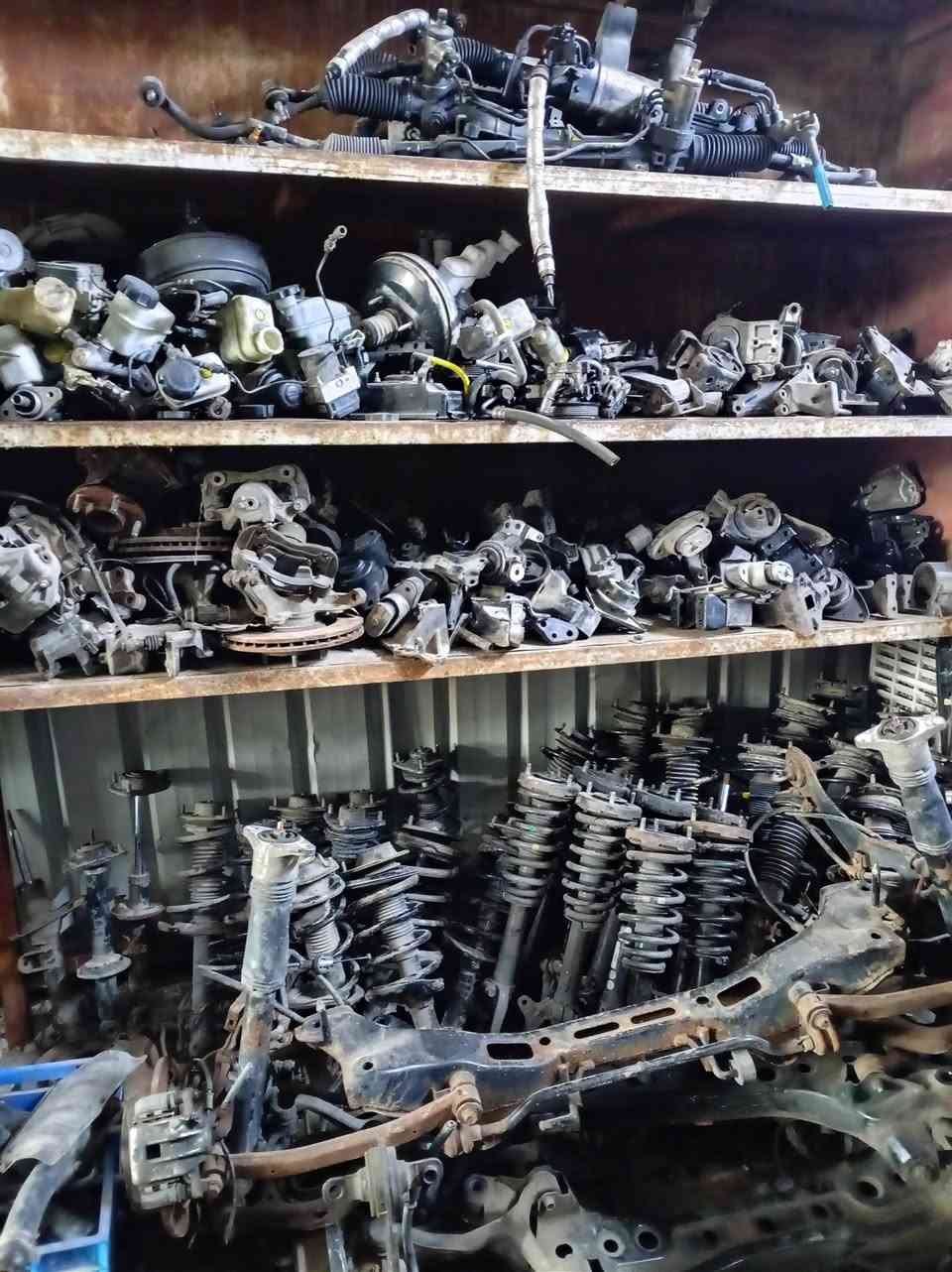 يالله اللهم صلي ع محمد وال محمد
توفرت أدوات حاويه كصه مكاين شرط الضمان 
بجم كامل حداديه أبواب بنيد تفرعات مكينه 
حله الصناعي ***********
