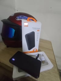 بور بانك • شاحن موبايل • مستخدمة ٩ ساعات