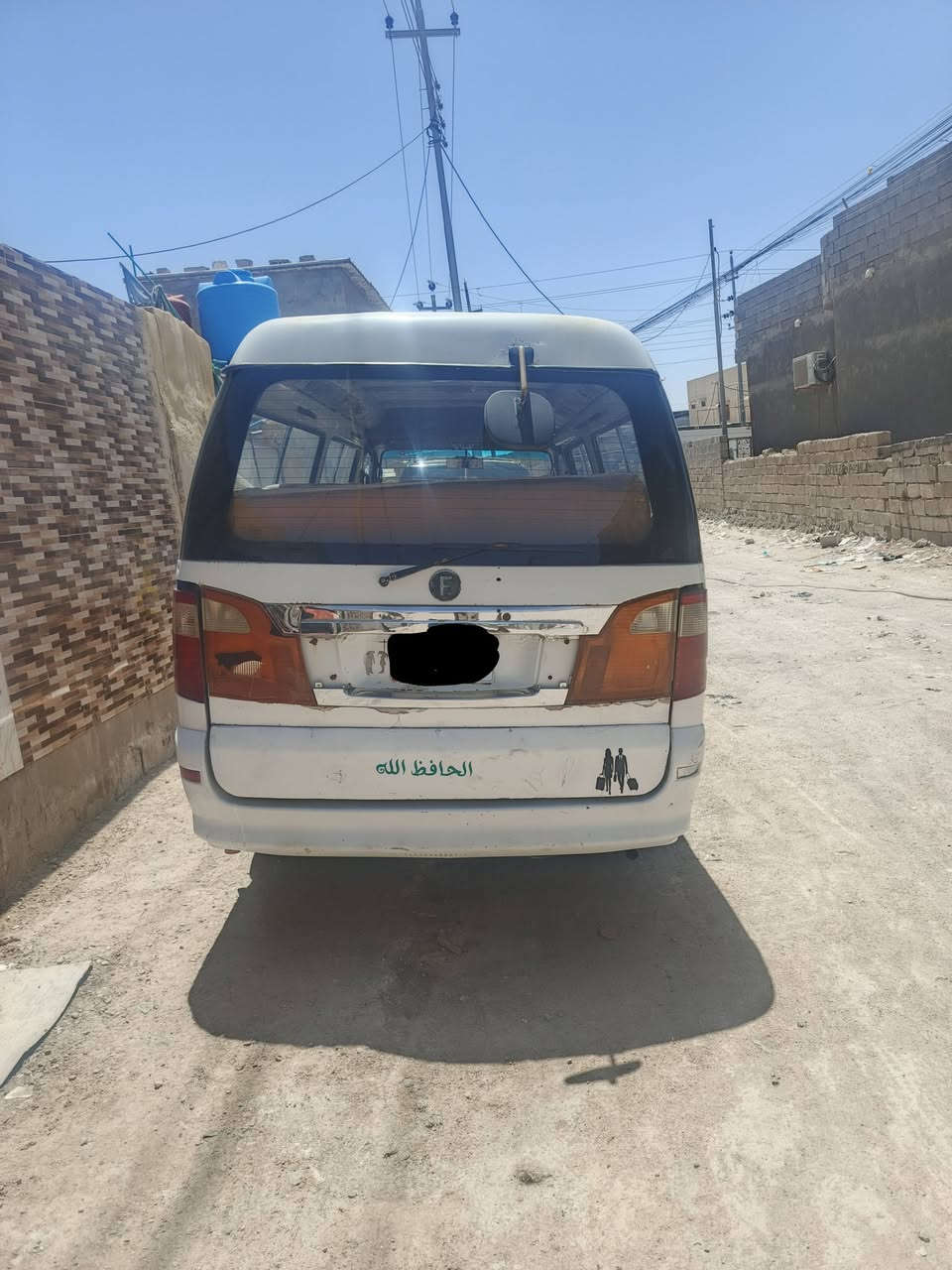 السلام عليكم سيارة فتون محرك وكير مكفول كهربايات جاهزه حدادي من كلشي جاهزه رقم بغداد سعر ٣٣اتصال على هاذا رقم ***********
