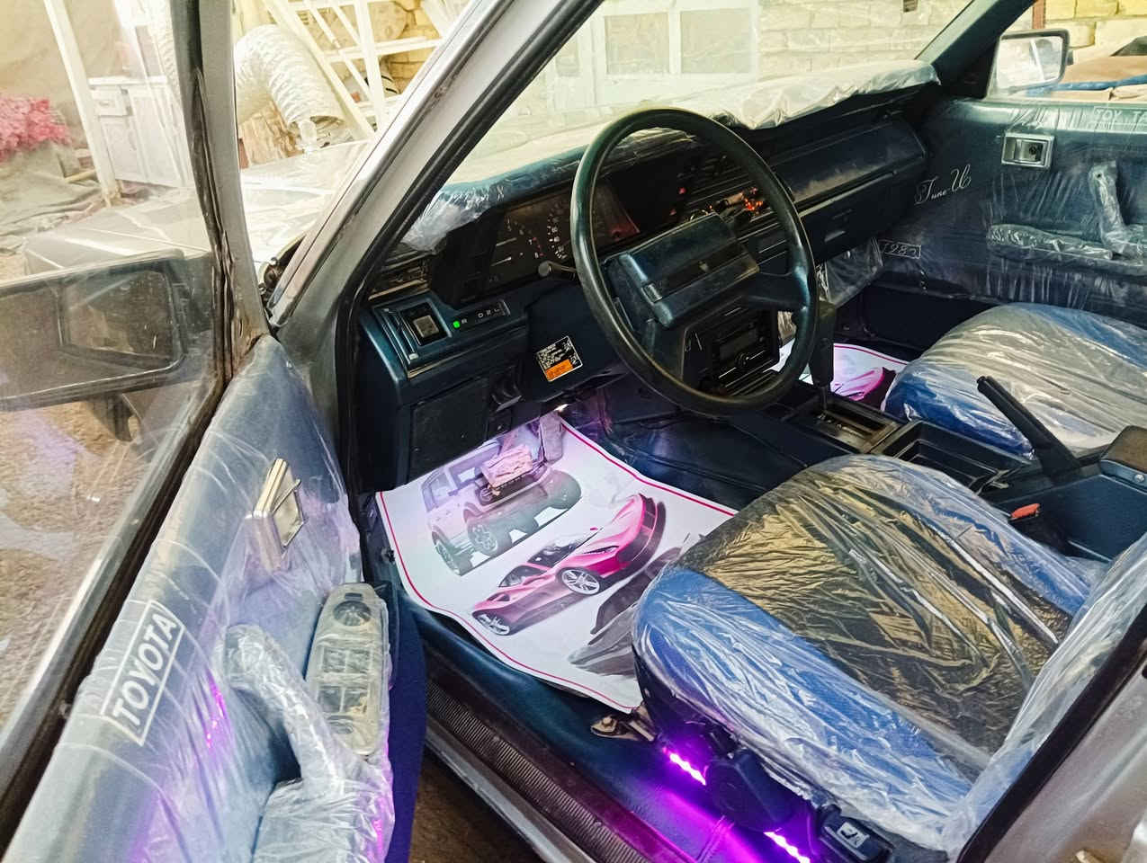 سوبر كراون للبيع لون بحري كير اوتو جاهزه رقم مميز انكليزي باسمي السعر 39 النظافه واضحه بالصور مكان بابل ***********
