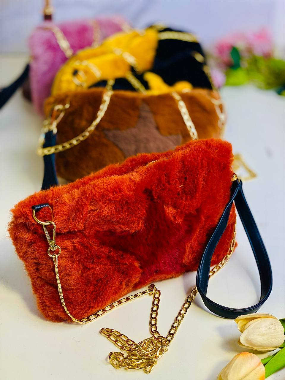 👛ترند الموسم👛

🎁حقيبة النجوم من القماش الفرو 💸، مع سحاب ذهبي👛 وشريط يد أسود. 
 🔔مصنوعة من قماش خفيف الوزن ومتين

دزاين جديد لموسم 🎶2026
تركي درجة اولى 🇹🇷💯
كوالتي عالي جدا 👍♥️

🎁متوفرة ب 6 الوان 🎁

السعر 10

🚘يوجد خدمة توصيل لجميع محافظات العراق ٤ الاف🚘


**إذا كنت صاحب هذا الإعلان وتريد حذفه لأي سبب، رجاءا أرسل رسالة إلى الدعم الفني**