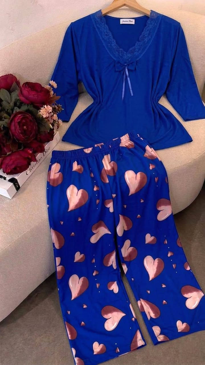 6 قطع ب 35 فقط القطعه ب 5 يعني .. رجاءا اسعار ثابته متتغير 👍🌼


**إذا كنت صاحب هذا الإعلان وتريد حذفه لأي سبب، رجاءا أرسل رسالة إلى الدعم الفني**