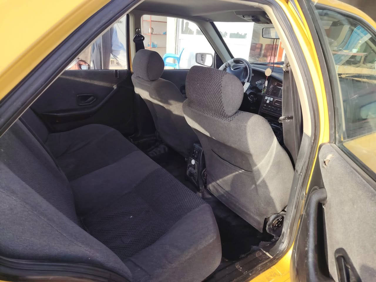 سلام عليكم سيار البيع بيجو بارص موديل ١٥ تكسي  ***********
