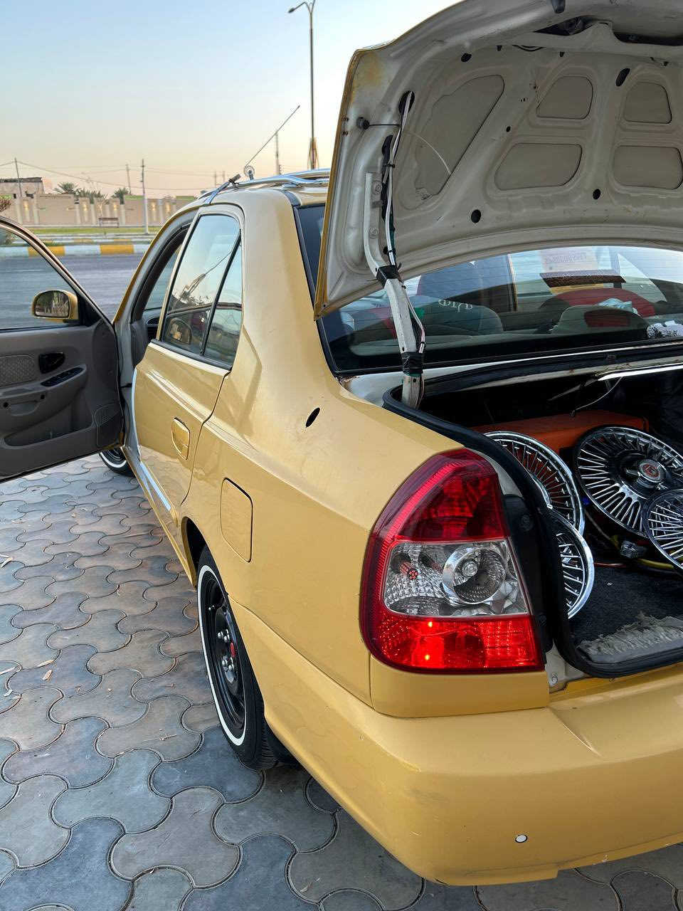 شباب هونداي فيرناا موديل ٢٠١٤ للبيع
تخم تاير جديد نكسن خط ابيض مصالي من شديتهة لابنجر ولا ركهه ولا فتيلة 

تخم ويالة كرونة ياباني

تخم صدر امامي خلفي

منضمومة تبريد جديد يعني ثلج 🥶

منضومة احترتق كلهة جديدة

محرك نضيف كلش

دهن فقط امزويل ١٠/٣٠

السيارة منضومة زنون وعدسات زرع يعني الطريق ب ليل نهار

السيارة يشهد الله علية كلش تعبان عليهة وحت تكسي ماشتغل بيهة وليعرفني يعرفهة من باب البيت لباب المحل السيارة صارف عليهة صرف لدرجة بانزين فقط محسن او سوبر والله مداير ابد الهة بانزين عادي

اسف عل اطالة السيارة سعرهة70 وبيهة مجال بسيط لطيبين للعلم للبيع  ***********
