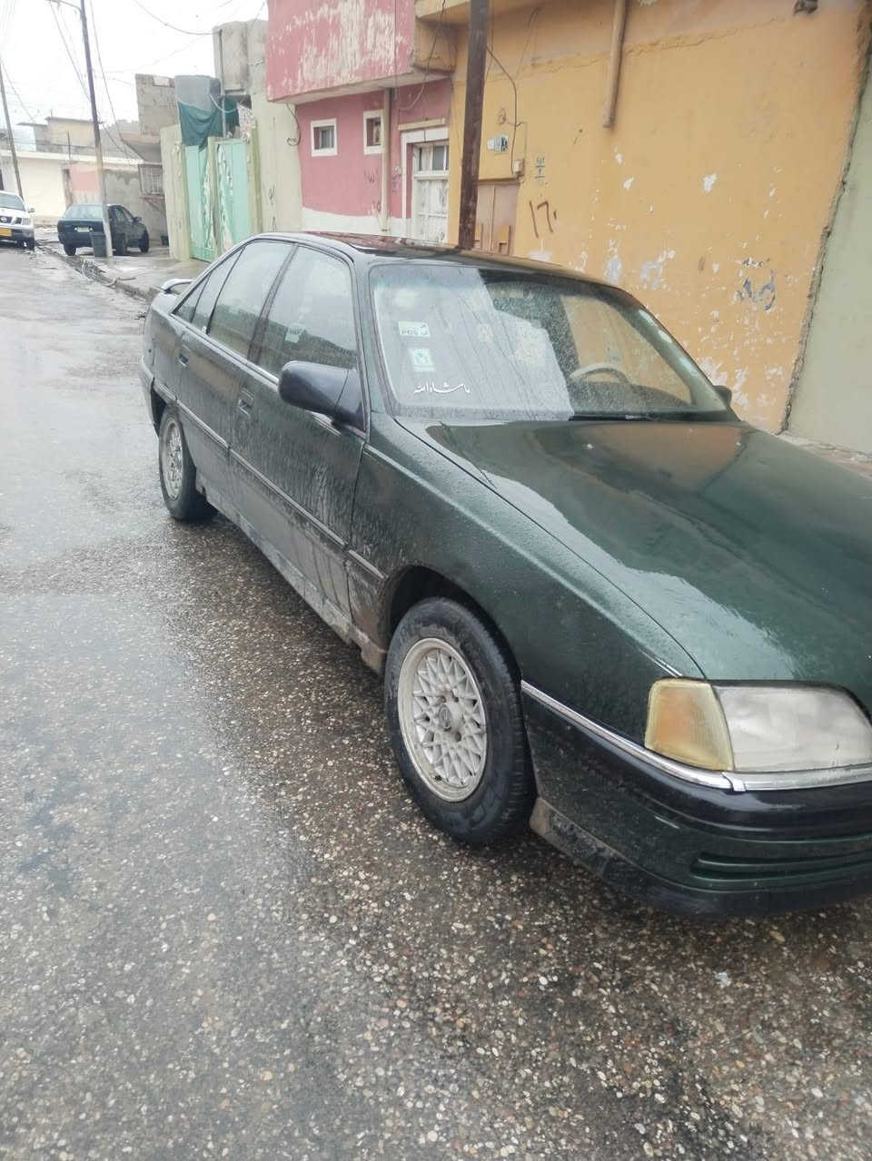 اسلام عليكم اوبل اوميكا 1993حجم 20 سنويه عظم بدون ظرر بدون صبخ كاربون بانزين محرك كير شرط شرط تحويل *********** ) ***********
