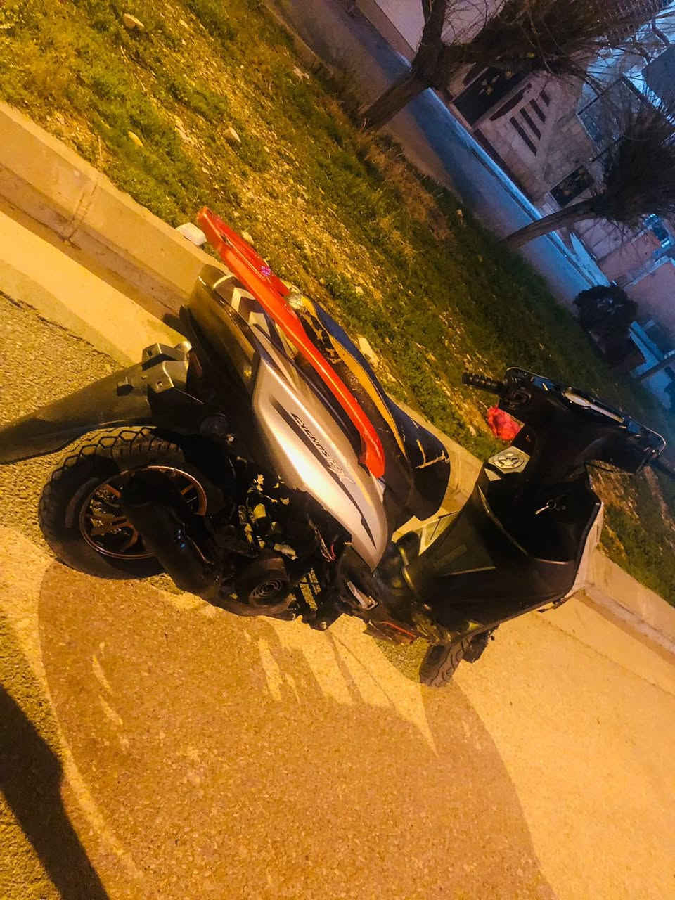 سلام وعليكم بسبب وعود الكذبه عندي درجه لبيع ياباني مكينه خرسه كهربيت شغله هندر شغل سلف بتري يحتاج سعر 200


**إذا كنت صاحب هذا الإعلان وتريد حذفه لأي سبب، رجاءا أرسل رسالة إلى الدعم الفني**