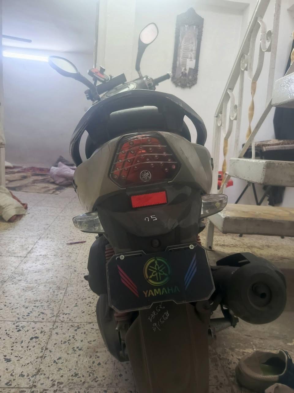 سلام عليكم دراجه جيتي ار رمبه دراجه مكفوله من كل شي كهربائيات شغاله كلها دراجه مكينه  خرسه مامفتوحه بلادي صار يومين من نزلتها من الرمبه سعر 1,200 
***********
