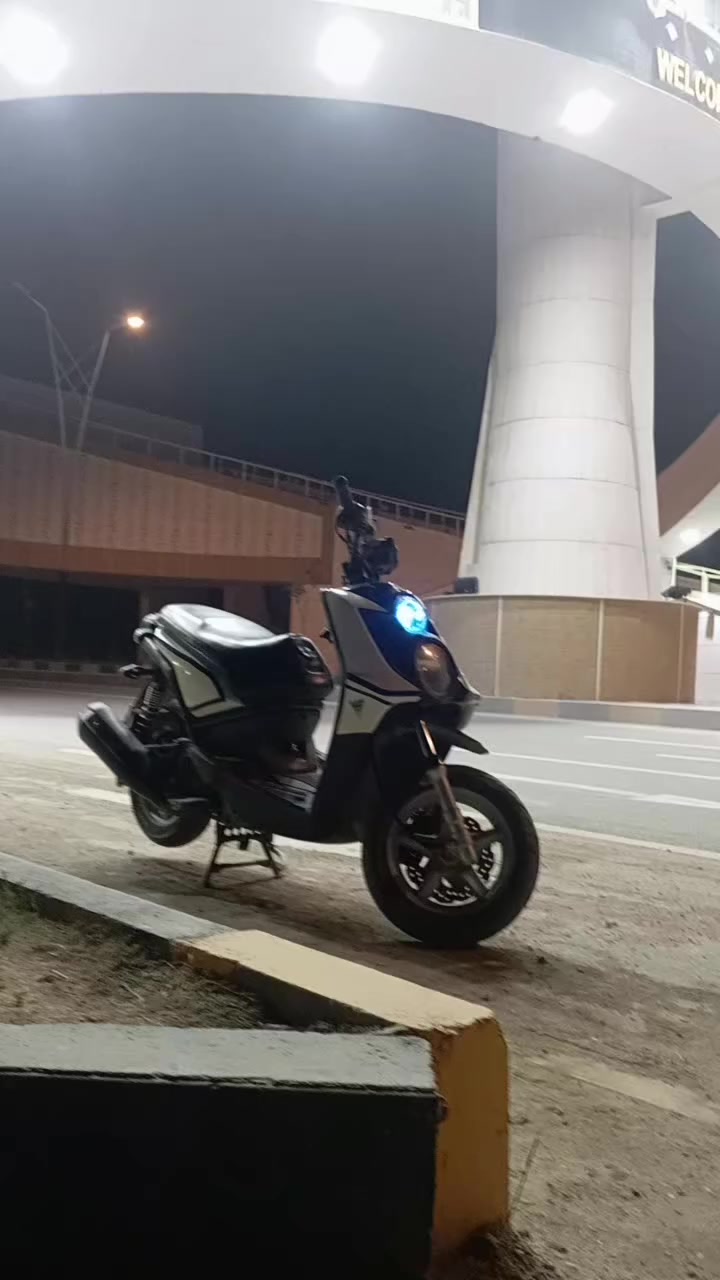 سلام عليكم درجه سكنس لبييييع
مديل ٢٠١٤
درجه فول موصفات اي نقص مابيهه 
درجه صالهه شهرين من طالعه حاويه 
اديرلهه دهن امزيل وبانزين محسن مداريهه فول
درجه مشي وشلعه ومعدل خير من الله 
باقي التفاصيل خاص 
الرقم لتواصل ***********
