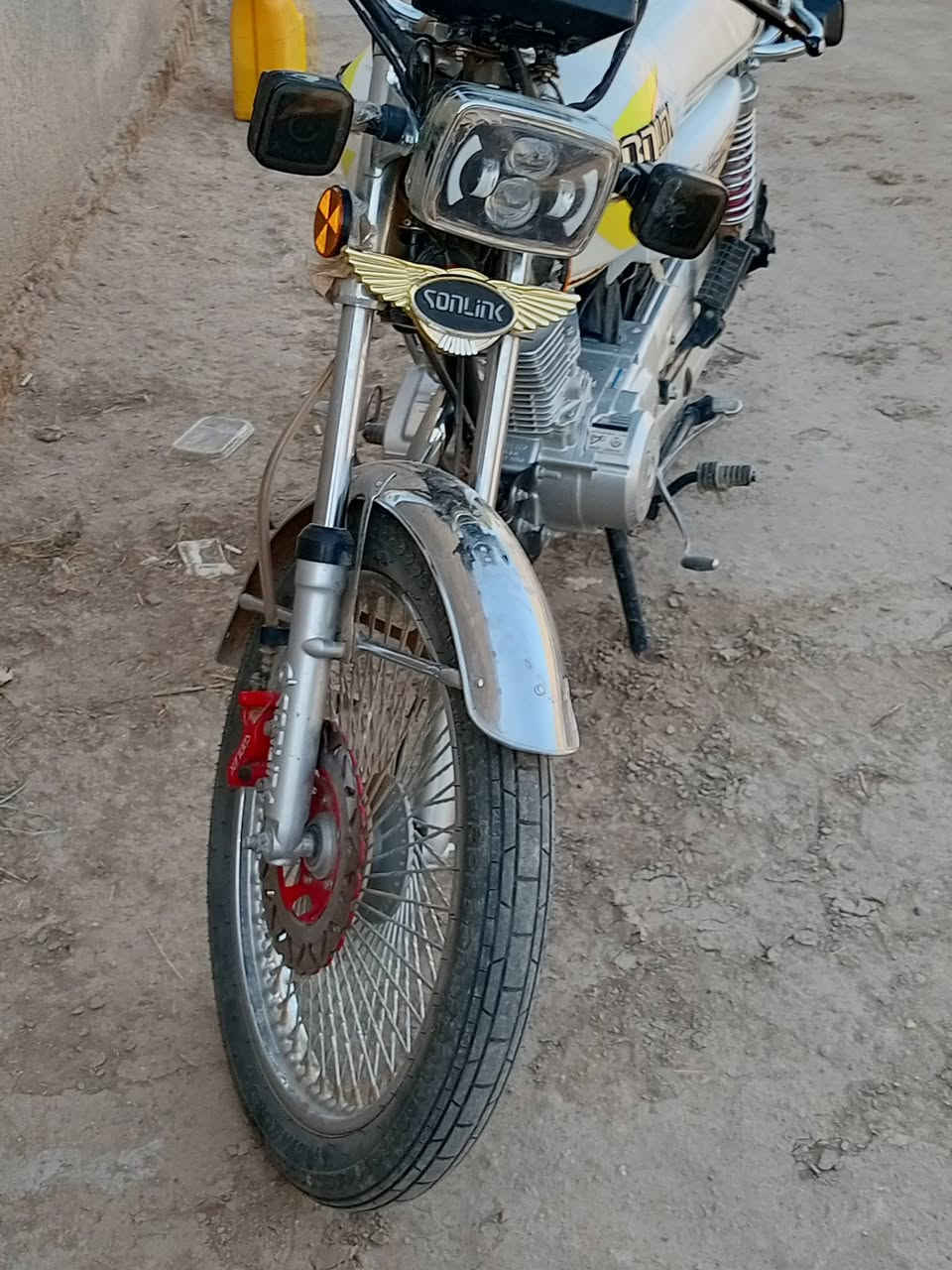 دراجه للبيع موديل 24 اوراق استنساخ مكان الرفاعي السعر 500 وبيه مجال قليل


**إذا كنت صاحب هذا الإعلان وتريد حذفه لأي سبب، رجاءا أرسل رسالة إلى الدعم الفني**