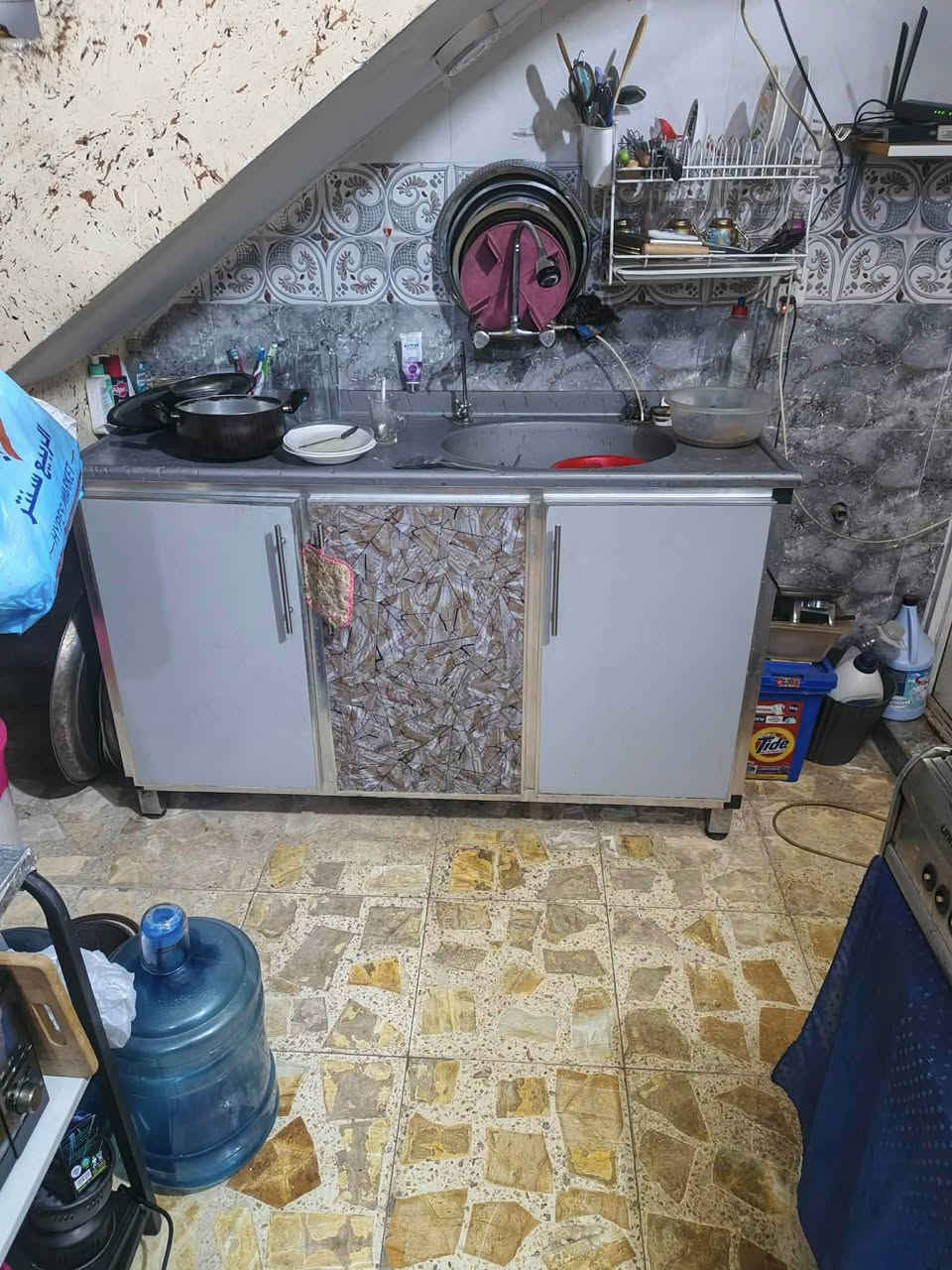 السلام عليكم اغراض للبيع المكان بغداد الغديرالسرير طابقين والتخم  عشر مقاعدباقي الاغراض نظيفه والاسعار مناسبه


**إذا كنت صاحب هذا الإعلان وتريد حذفه لأي سبب، رجاءا أرسل رسالة إلى الدعم الفني**