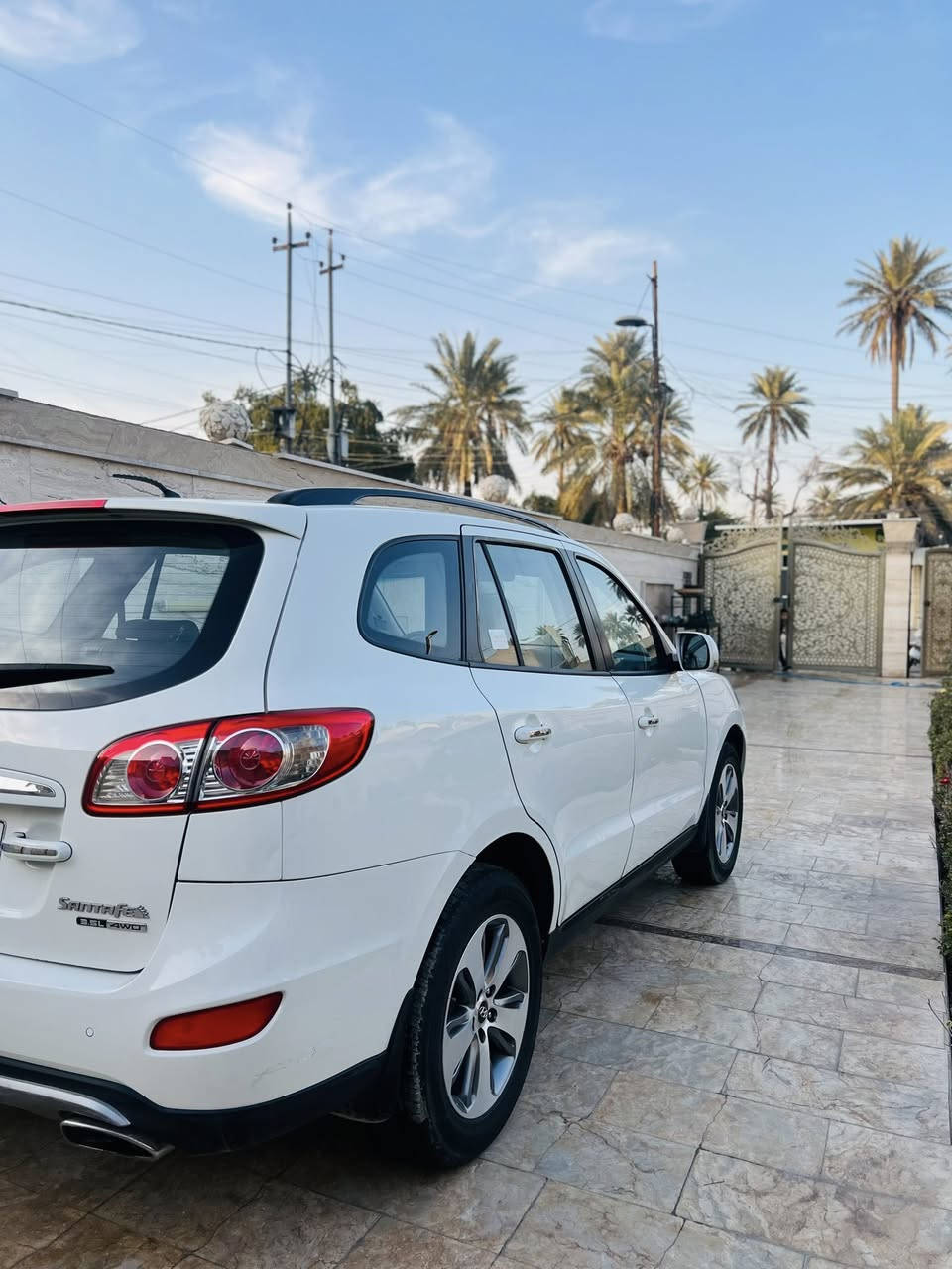 السلام عليكم 🔥😎 بيع مراوس شنو عندك نزل 
هونداي سنتافيه خليجي مقدس 2012 

رقم بغداد تحويل مباشر ب اسم المشتري 

كفاله من الصبغ والضرر سونارها ب اسفل المنشور 🔻

عداد المسافه 176 الف 

المواصفات 🔰
محرك V6 
بصمه ابواب وتشغيل 
تحكمات ستيرن 
شاشه اندرويد 
7 راكب 
كشن السائق كهرباء 
داخل بيجي مخمل 
فتحه سقف 
3 قطع تبريد 
اشاير ب المري 
ويل كروم
وبعد بيها مواصفات 

 📍 مكان السياره / بغداد الكاظميه 

📦لمعرفة السعر اضغط على رقم 1 في التعليقات 👇🏻✉️
📞 ***********

📞 ***********
