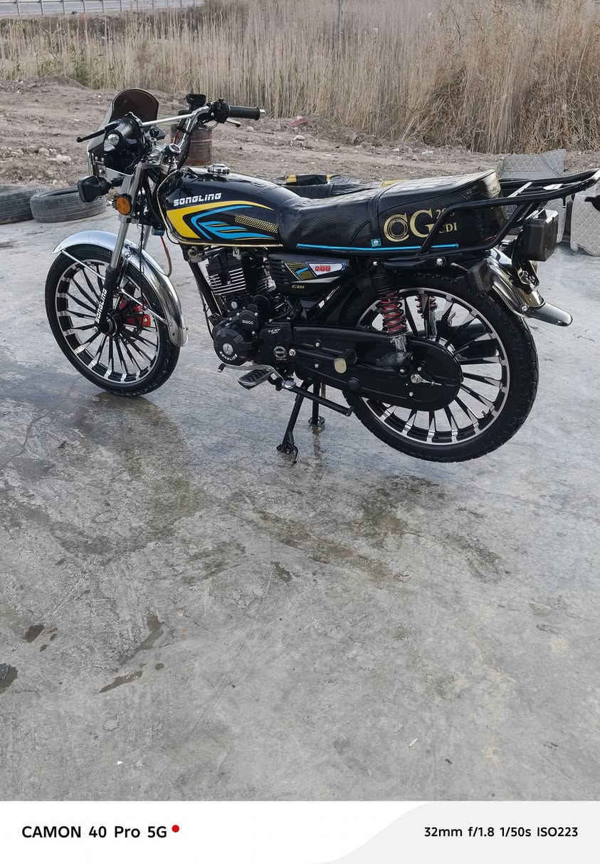 سلام عليكم دراجه سيفان مديل 2026 لدراجه مكفوله كفاله عامه بعده جديد يعني اخت زيرو مكان خالص هبهب السعر ٧٦٠ و بيه مجال ليريده اني حاضر ***********
