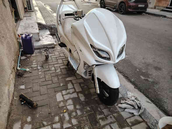 فورزه ٨٠ حاويه الدراجه نضيفه ٧كير اسعر ١٢ ورقه العنوان بصرة ***********
