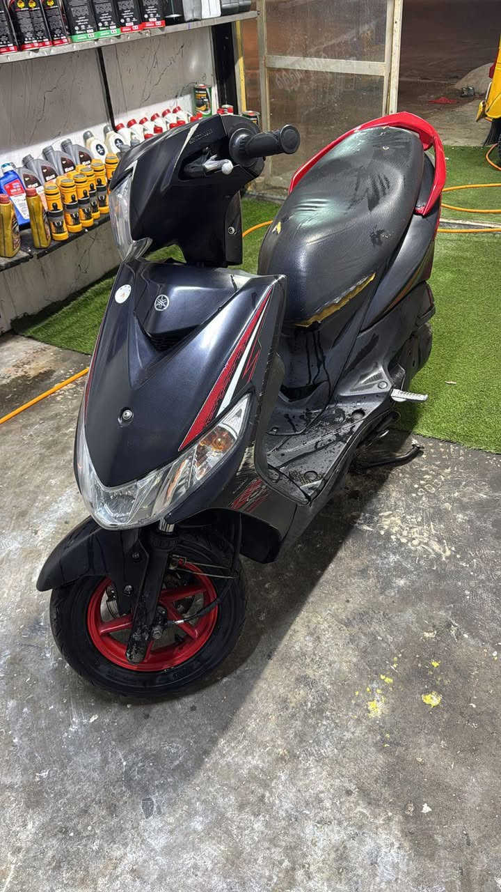 دراجه جيتي ار حديث مكفوله كفاله عامه صارلهه 15 يوم نازله من الرمبه الدراجه بعده زيرو احلى من الصور بهواي 

مكاني بغداد الشعب ( الثعالبه ) ***********
