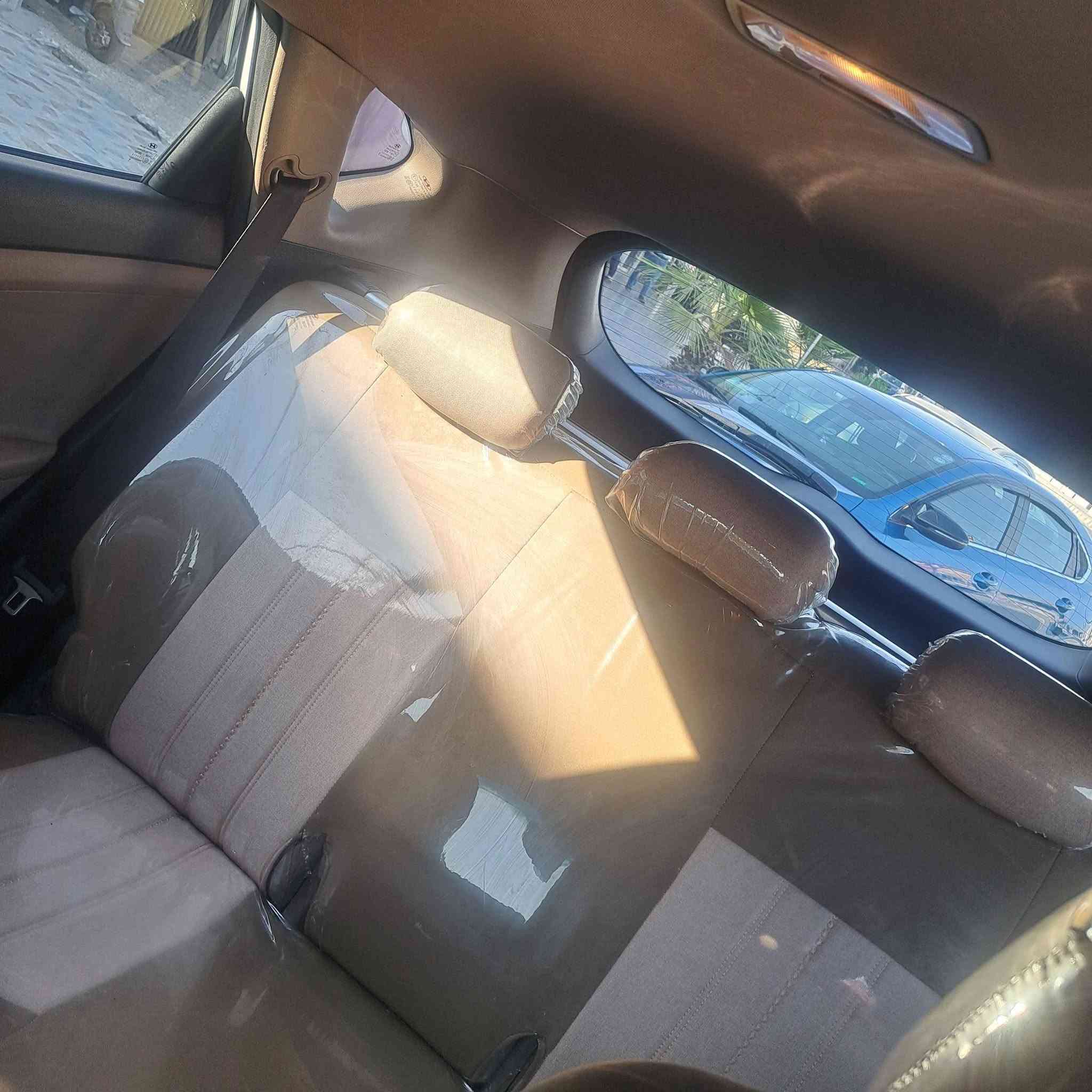 توكسن  2019  
 فول  من عدا سلايت  
بيها ملاحاظات بسيطه جدا . 
السعر . 205 وبيها مجال بسيط 
مكان السياره موصل حي الزهور
 للاتصال فقط على الرقم 
***********
*********** موصل, نينوى
