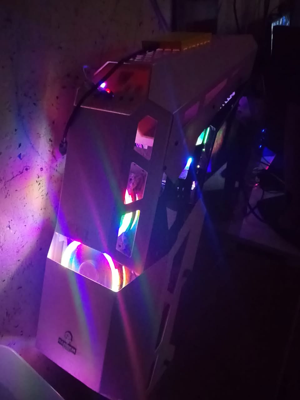 رمضان كريم
السلام عليكم
عندي كيس للبيع مواصفات
RAM 32 Lexar Hades RGB DDR4-3600
I5 12400F
M.2 1TB LEXAR NM620
RTX4060 ASUS DUAL
Power Supply PS 700W
AG 400 120 MM LED 234CPU COOler
H610 M-K D4
Gigabyte GS25F2 -HDR -200HZ -IPS -1080X1920
السعر انت قيم واذا تحب اتصل على رقمي
***********
