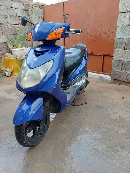 السلام عليكم 
دراجة سكنز للبيع 
السعر ٤٥٠
***********
