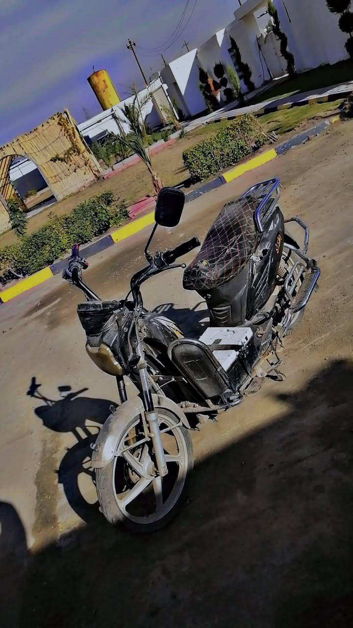 السلام عليكم شباب دراجه هارلي للبيع البارحه شديت لها بطاريات الله شاهد السعر 200 وبيها مجال مكاني بغداد منطقه الوشاش***********💃✌️💃
