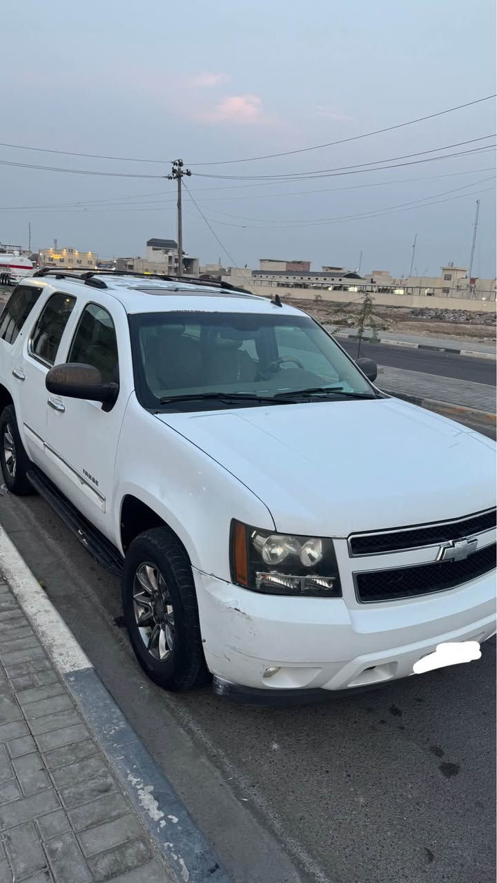 تاهو فول مواصفات Ltzملكي مرمزه من ٢٠٠٩الى٢٠١٣ بااسمي بيها جاملق امبدل وارباع البيبان حدادية الصدر جديده  كير مكينه كفاله السعر ١٤٠وبيها مجال مستعجل ع البيع 
الاتصال *********** Singapore
