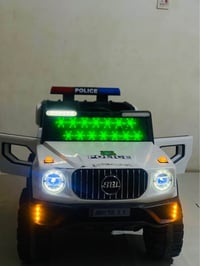 سيارة أطفال شرطة • ١٢ فولت • جديدة