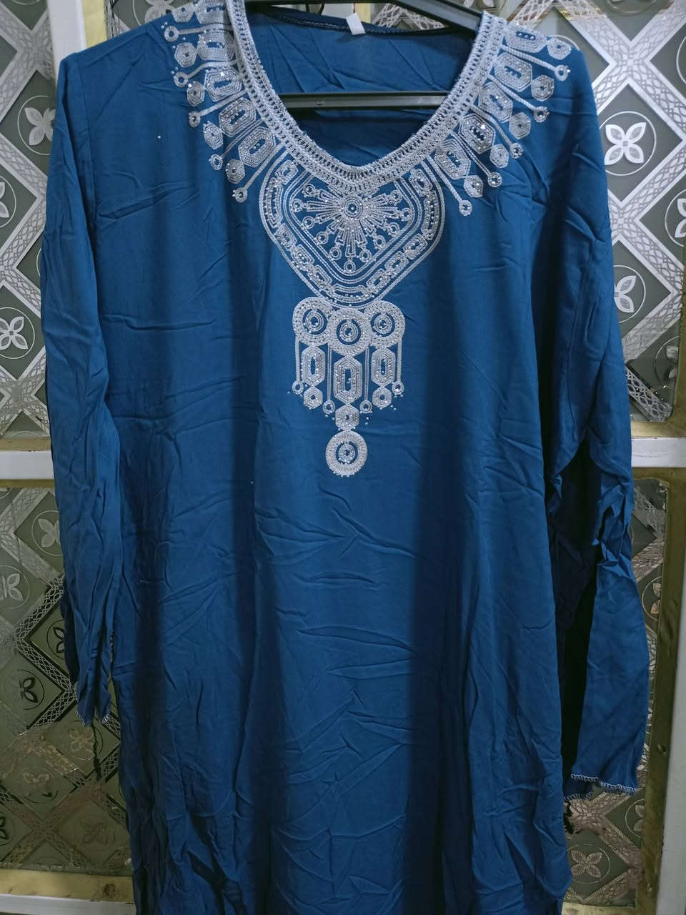 تم بحمد الله فتح باله تيشيرتات+دشداشة جديد مو باله


**إذا كنت صاحب هذا الإعلان وتريد حذفه لأي سبب، رجاءا أرسل رسالة إلى الدعم الفني**