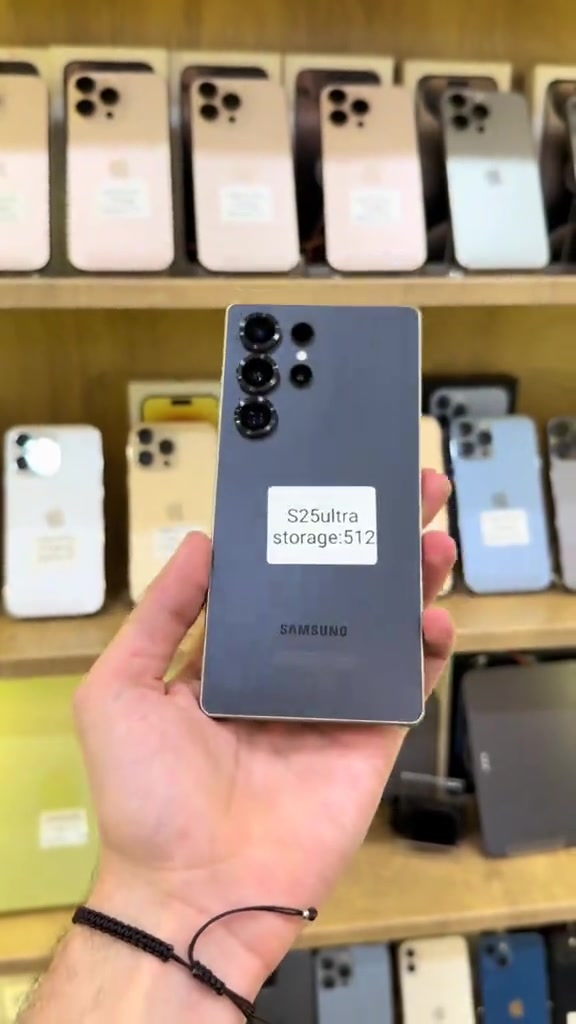 🔥 لعشاق القوة والأداء… المتوفر الآن! 📱 Samsung Galaxy S25 Ultra 💾 سعة 512GB ⚡ أداء خارق، كاميرات احترافية، وشاشة من أفضل الشاشات الموجودة. 📩 راسلنا على الخاص لمعرفة السعر والتفاصيل، واحجز جهازك قبل نفاد الكمية. 📍 فرع الربيعي: *********** 📍 فرع المنصور: *********** #S25Ultra #Samsung #GalaxyS25Ultra #سامسونج #العراق     
