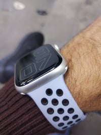 ابل الجيل ٩ • بطارية ٩٩٪ • نظيفة