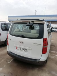 ستاركس • ٢٠١٥ • مكفولة