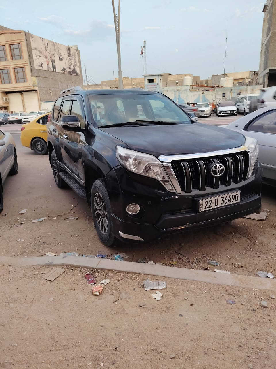 سلام عليكم برادو للبيع كير عادي سياره جيده رقم أربيل العنوان البصره الزبير سياره بسمنا بيها المكر الخلفي بي معجون للستفسار *********** السعر ب185
