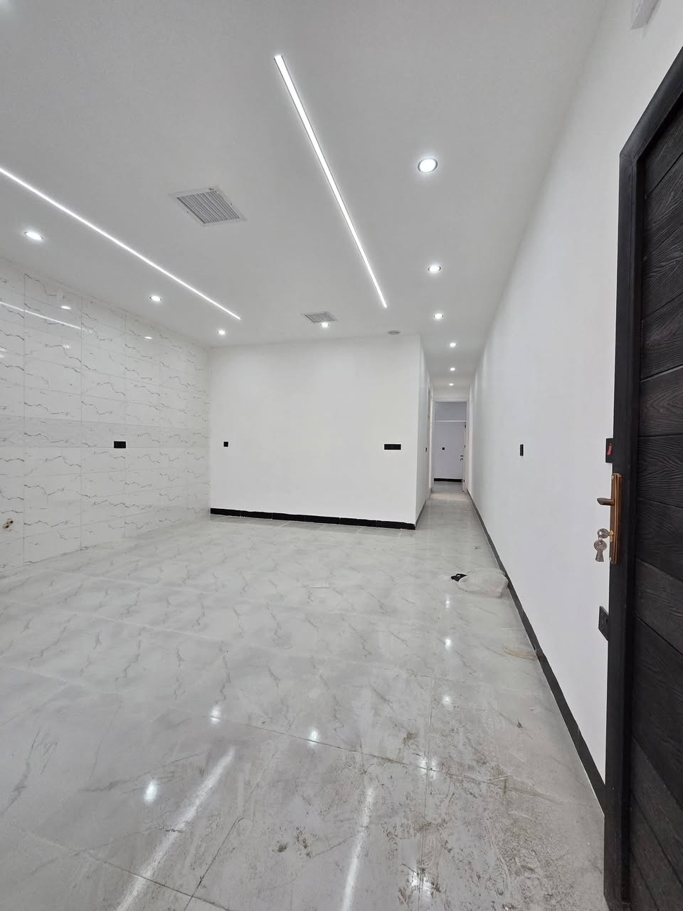 دار ين للبيع ١١٠ متر رقم فول كاشي بيت جديد سفر مامسكون احد
موقع كركوك دروازاعلي طريق سليمانيه قريب جامع خديجه
شراي يتصل 
*********** اسيا
***********كورك
