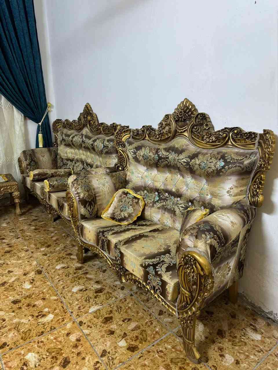 تخم للبيع ملكي ١٠ مقاعد مع طبلات ٢ صغار و وحده كبيرة 
سعر ٦٠٠ 
ميز بلازما سعر ٩٠
مكاني حصوة حي الحسين 
تواصل خاص


**إذا كنت صاحب هذا الإعلان وتريد حذفه لأي سبب، رجاءا أرسل رسالة إلى الدعم الفني**