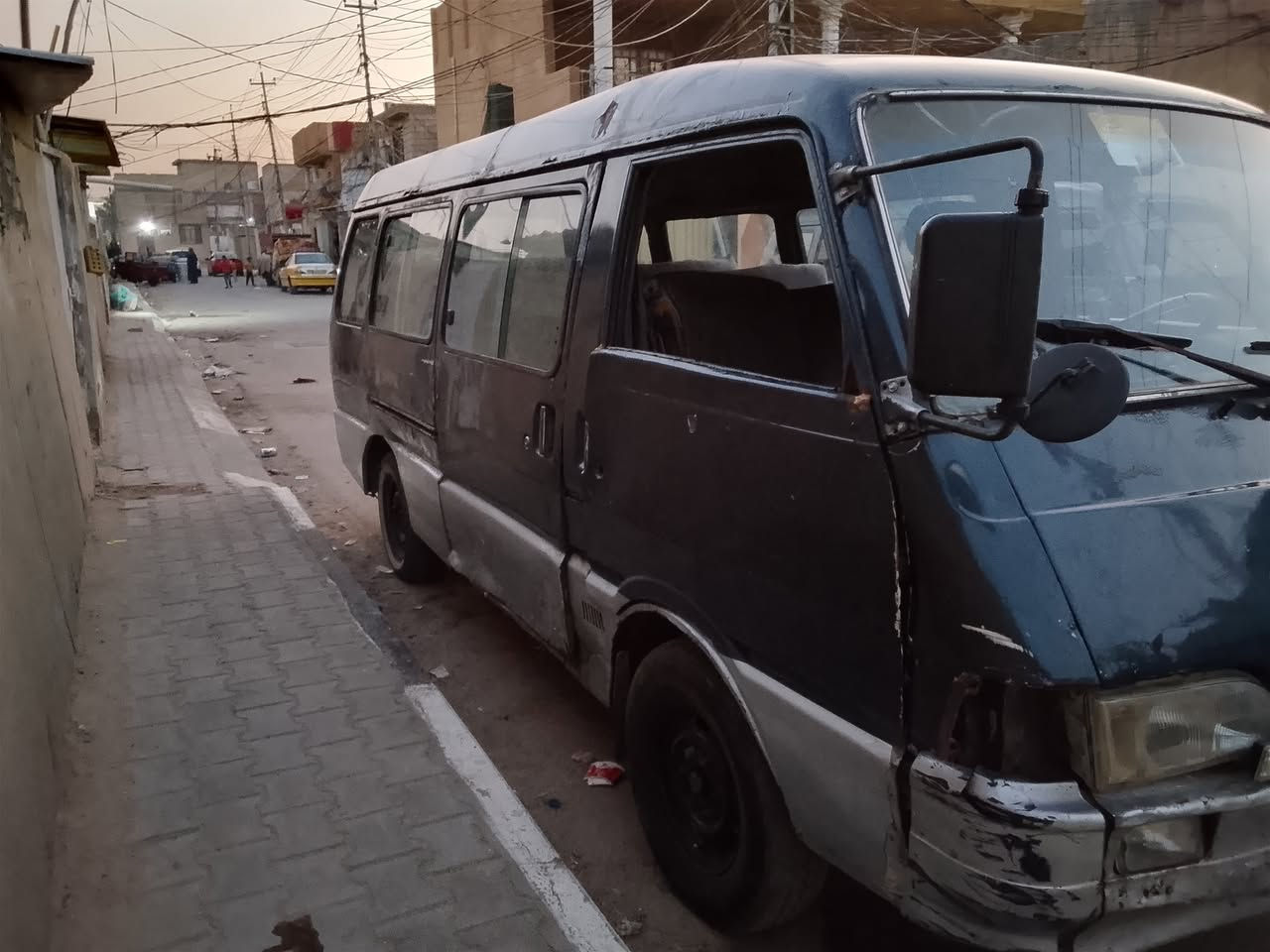 السلام عليكم كيه اسيه البيع مكيهن ستوه مجفتها يساره جاهزه نابيها نقص بس الكير ثاني يفلت خط حي العامل ماج وبحث جديد مصفره هيها بس مطلوبه مرور ٩٥٠ وراعيها جيرانه تريد تحويل تريد وكاله مكان كربلاء حي العامل ستفسار هاذه رقمي ونتصل *********** سعر ٢٦ وبيها مجال
