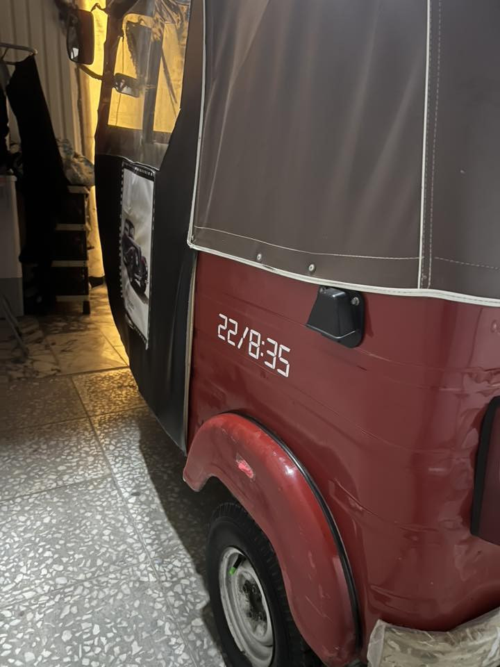 سلام عليكم تكتك للبيع 2018 كامله من كل نواحي كهربائيات من كلشي مرقم بغداد السعر 5ونص وبيها مجال مكاني بغداد حي العامل ***********
