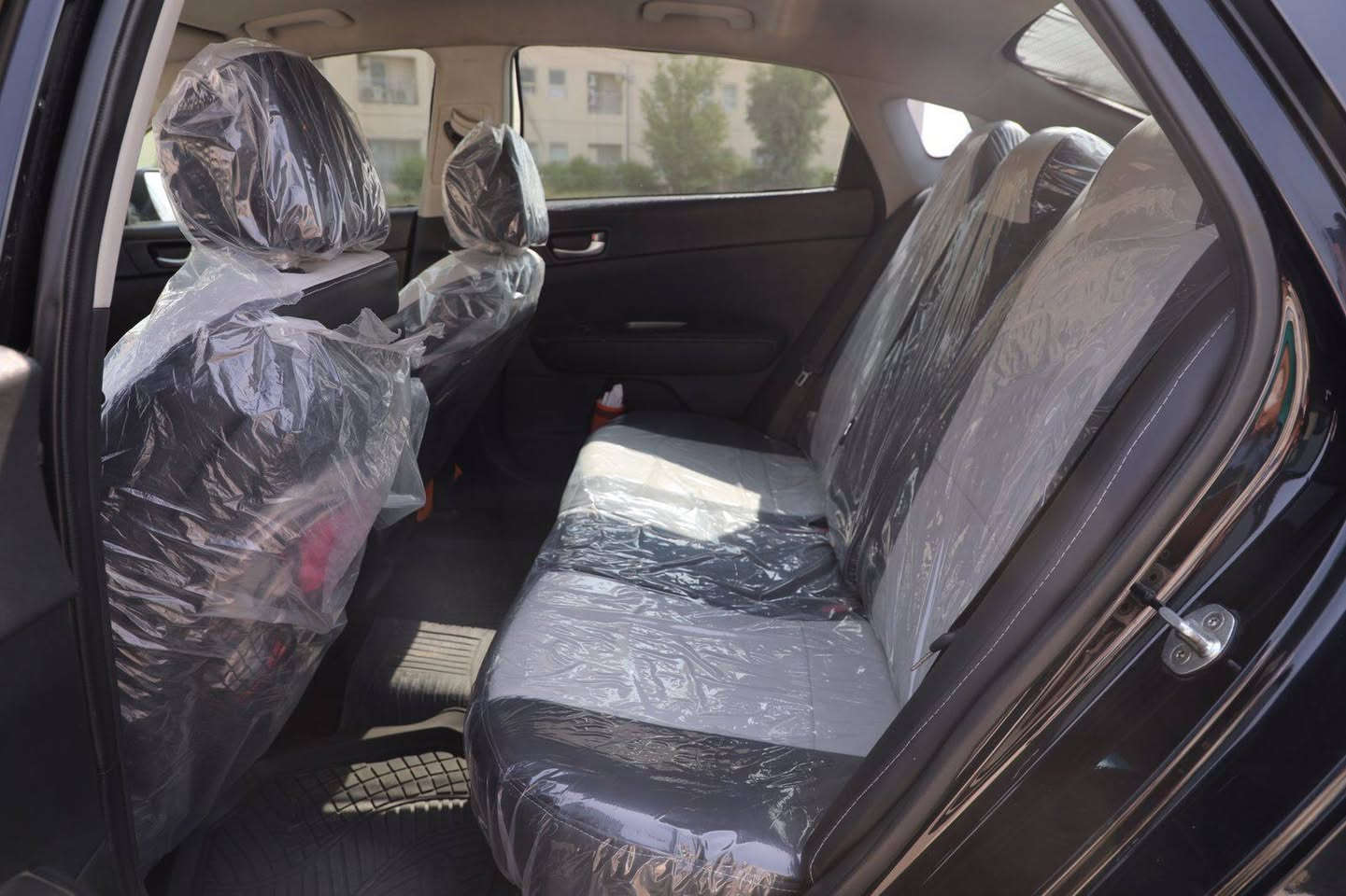 السلام عليكم 
للبيع 
اوبتيما 2019 امريكي لون اسود رقم اربيل الجديد بأسمي
ماشية 82 الف قابل للزيادة
حادثهه بنيد صبغ وتبديل باب خلف السائق نفس اللون 
(بدون ايرباك السيارة)

المواصفات FE
شاشة ابل كار بلي واندرويد اوتو
كاميرا خلفية
تحديد مسار 
نقاط عمياء
اشارة بالمراية
رادار امامي 
حساس خلفي
كشنات جلد (دوشمة درجة اولى)
مانع تزحلق 
تحكم ستيرن جهتين 
كروز مثبت سرعة 
باتري جديد وتخم تاير جديد 

مكانها بغداد بسماية
السعر المطلوب 123 ورقة وبيهه مجال للشراي
 للتواصل خاص او تلفون 
***********
