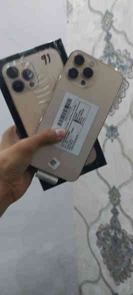 سلام عليكم ايفون 13 برو ماكس بالذاكره العملاقه 512 بطاريه 91 شرط الفحص وين مايعجبك وتر بروف كفاله عامه نظافه 100% 100 زلغ واحد ما بيه باللون المميز الذهبي للشراي يجي خاص الرقم الموبايل ***********
